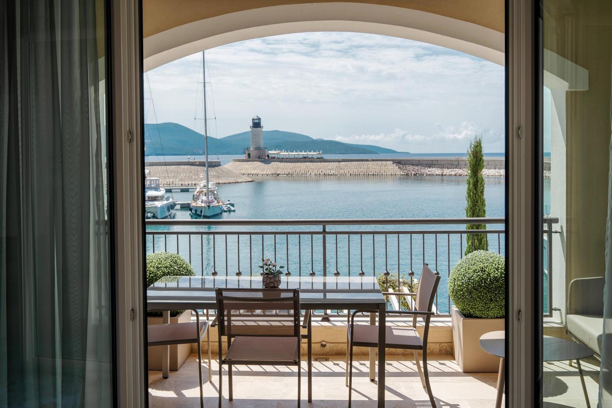 Apartmán Lustica Bay Tivat Exteriér fotografie