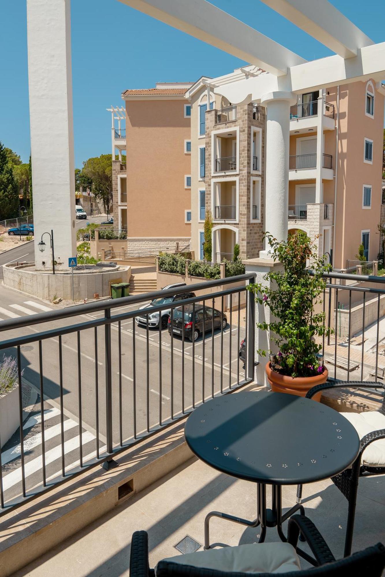 Apartmán Lustica Bay Tivat Exteriér fotografie